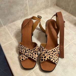 Aldo Women's Spotted Tan and Black Sandals